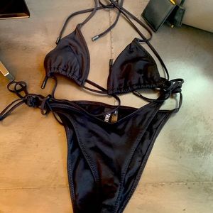 Cute Triangl bikini, never even gotten wet